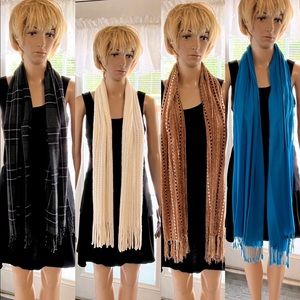 Lot of 4 Scarfs